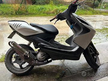 MOTORINO AEROX 50 cc