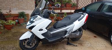 Kymco MyRoad 700i