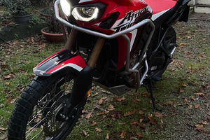 Honda Africa Twin 1000 manuale tricolor 2019