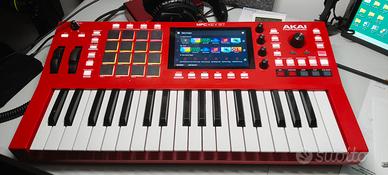 Akai MPC Key 37 pari al nuovo – consegna a mano Mi