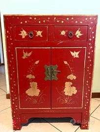 Credenza laccata rossa stile orientale