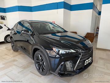 LEXUS NX 450h Plug-in 4WD Premium +