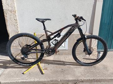 E-MTB raymon trailray 180  enduro