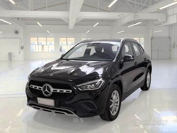 Mercedes-Benz GLA 200 d Automatic Business
