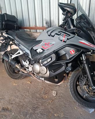 Honda VFR crossrunner 800