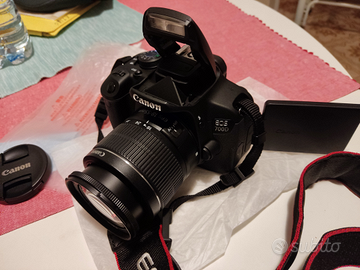 Canon EOS 700D + Obbiettivo EF-S 18-55 III