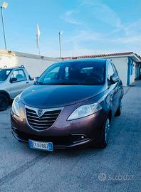 Lancia Ypsilon 1.2 69 CV 5 porte GPL Ecochic Gold