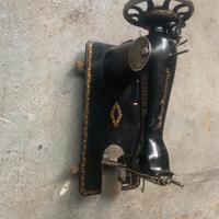 Macchina da cucire Singer d'epoca