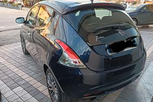 Lancia Ypsilon 1.2 benzina "Gold"