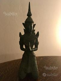 Angelo Buddhista DEVA donna -Thailandia