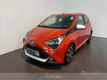 Toyota Aygo 5p 1.0 x-play 72cv