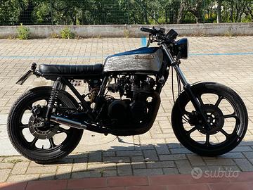 Kawasaki GPZ550___BRAT/RACER