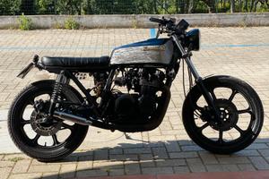 Kawasaki GPZ550___BRAT/RACER
