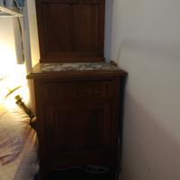 Comodino stile Liberty con piano di marmo e alzata