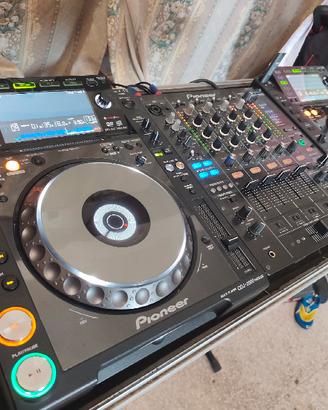 PIONEER DJM 800 + 2 CDJ 2000 NEXUS