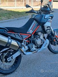 Aprila Tuareg 660 2024 