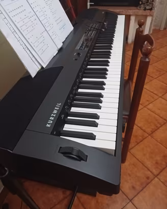 Piano da palco, marca Kurzweil, mod. KA-70