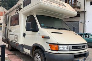 Camper mansardato iveco 35c13-130cv