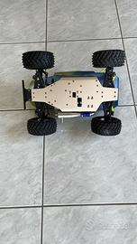 Modellino auto radiocomandata a scoppio