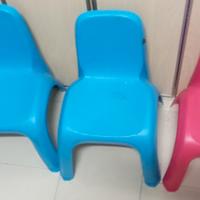 sedie per bambini blu in plastica 