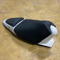 Sella Aprilia Sr stealth