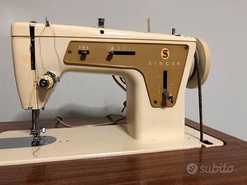 Macchina da cucire Singer vintage
