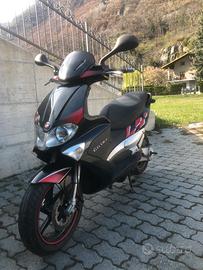 Gilera Runner SP 50 motorino scooter ciclomotore