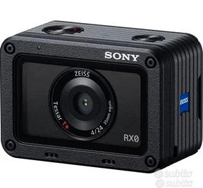 Sony RX0 M2 action cam 4K con accessori