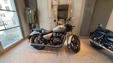 Royal Enfield Meteor 350 Stellar Grey