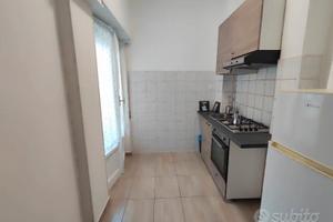 ALESSANDRINO TRILOCALE ARREDATO Con BALCONE