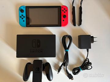 Nintendo Switch originale completa di scatola