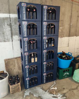 bottiglie vetro per birra più cassa in plastica 
