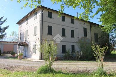 CASA INDIPENDENTE A CADELBOSCO DI SOPRA