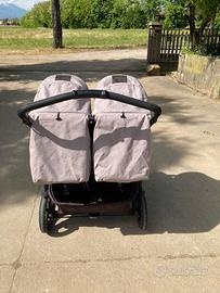 Passeggino gemellare/ fratellare
