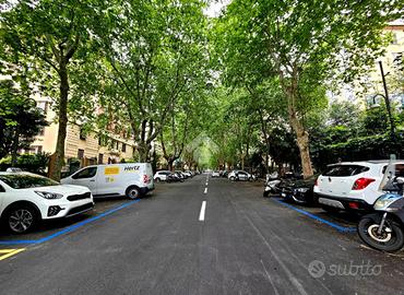 MULTILOCALE A GENOVA