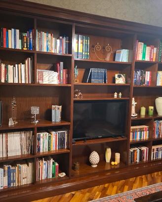 Libreria in legno massello di ciliegio