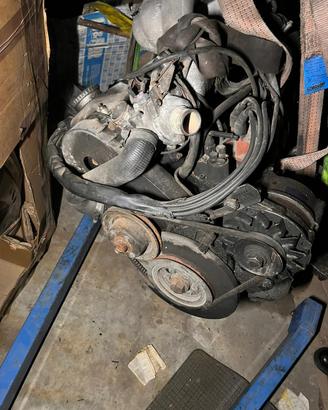 Motore bmw 323i E21