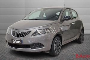 Lancia Ypsilon 1.0 firefly hybrid Silver s&s 70cv