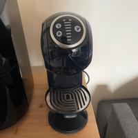 Macchinetta caffe De Longhi dolce gusto