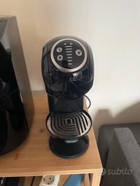 Macchinetta caffe De Longhi dolce gusto