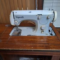 Macchina da cucire vintage “Vigorelli”