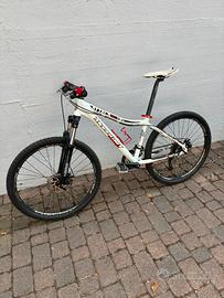 Bicicletta Mountain  Challenge Attack Shimano  XC