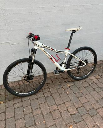 Bicicletta Mountain  Challenge Attack Shimano  XC