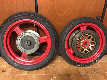 Cerchi magni moto guzzi