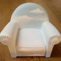 Ceramica artistica - poltroncina nuvole Magritte
