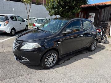 Lancia Ypsilon 1.3 MJT 16V 95 CV 5 porte S&S Gold