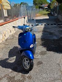 Vespa ET4 125 