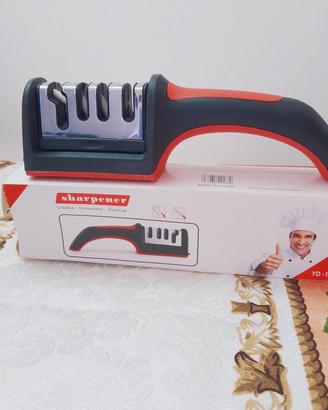 affilacoltelli sharpner nero e rosso con manico