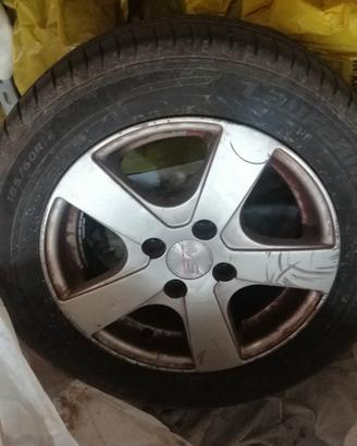 gomme Laufenn 185 60 R 14 