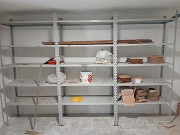 Deposito/Magazzino a Terracina (zona centrale)